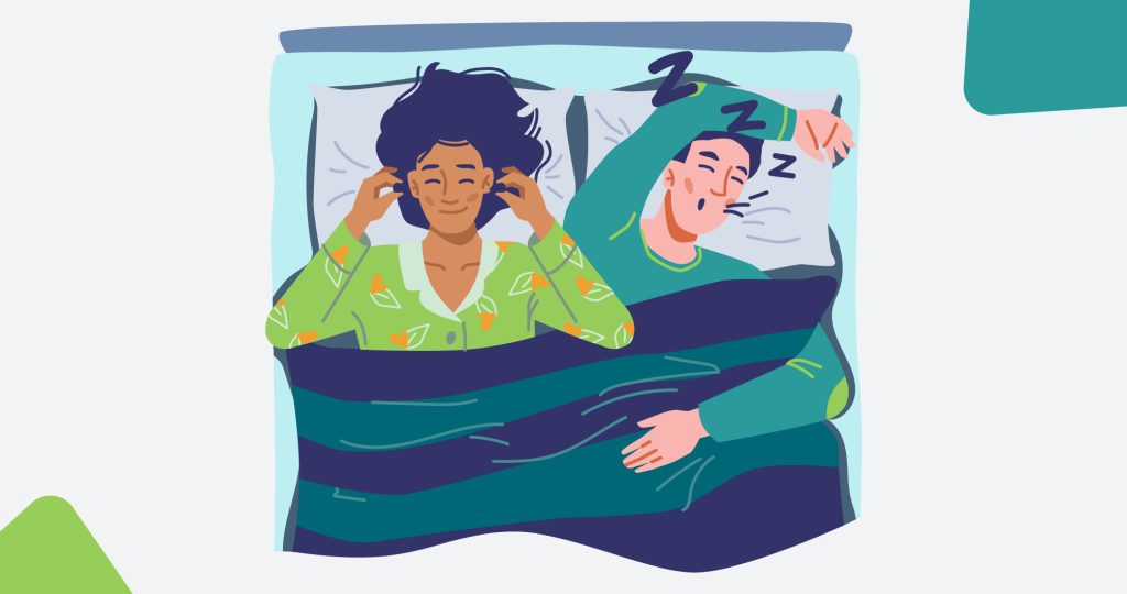 Ilustración de una pareja durmiendo en la cama, él durmiendo y ella meditando, para hablar de mindfulness para dormir mejor.